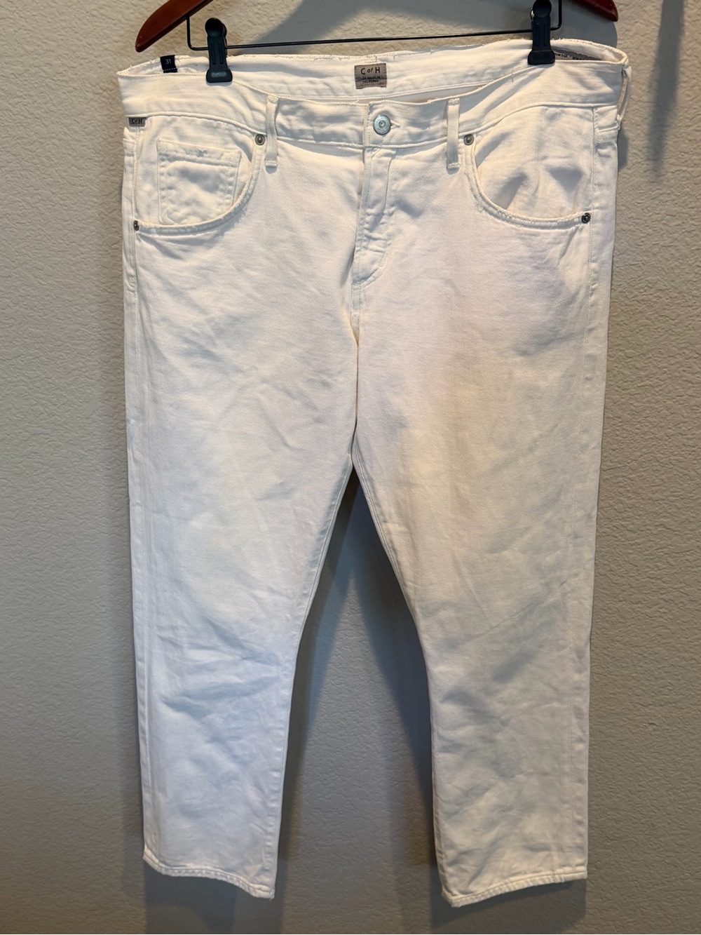 C of H Citizens of Humanity Emerson White Slim Boyfriend Jeans 31